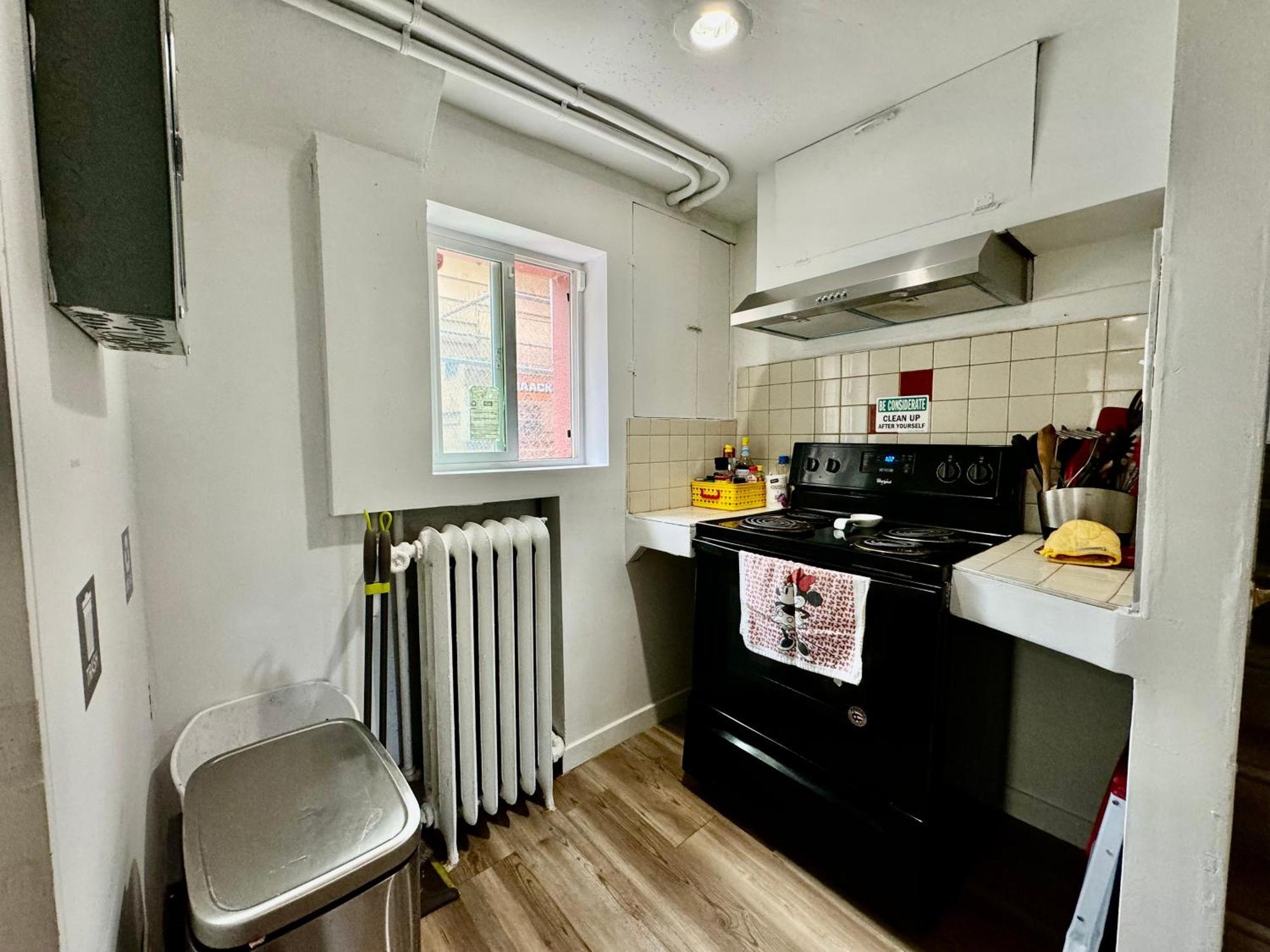 Private Room With Two Twin Beds Air Conditioning And Shared Bathrooms Located Near Seatac Airport And Downtown 西雅图 外观 照片